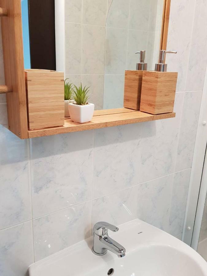 L&M Room Пула Екстериор снимка